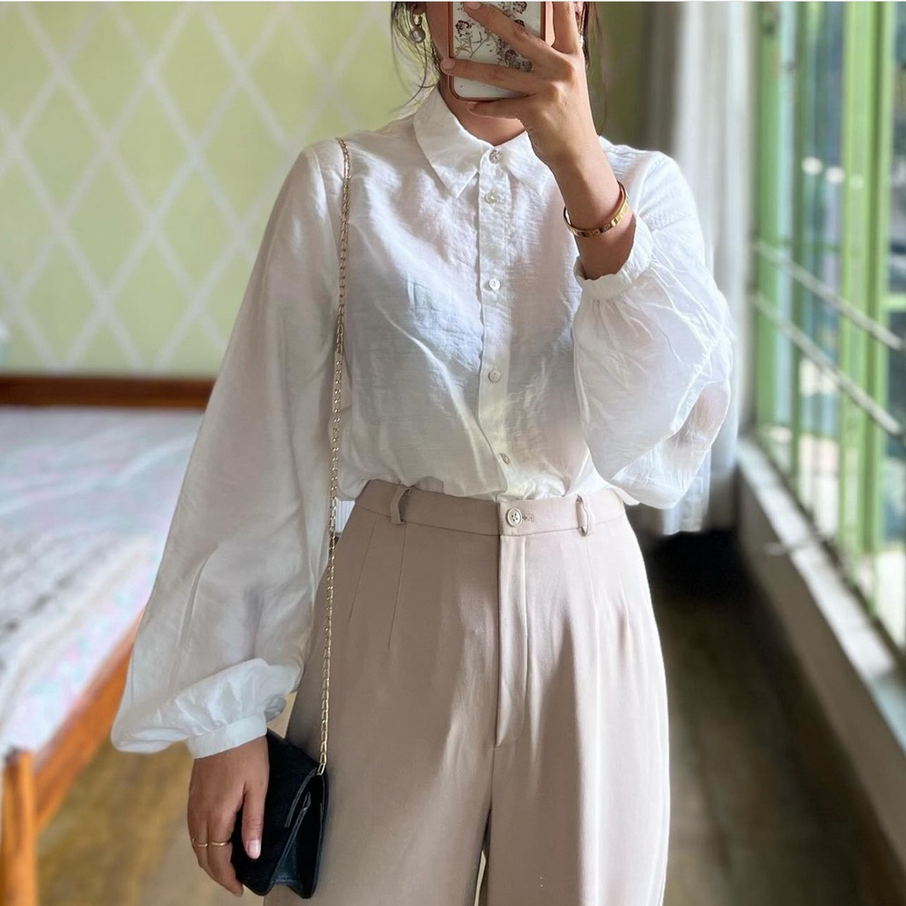 NWT Zara button down shirt with Rhinestone
